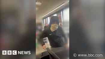 Man robs Lidl supermarket at knife-point