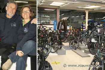 Ene na andere fietsenzaak verdwijnt, maar die van Christophe en Jessie viert al 20ste verjaardag: “Geen zotte dingen gedaan”