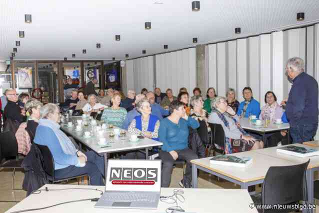 Guido Deburghgraeve deelt zijn passie voor orchideeën met Neos Liedekerke