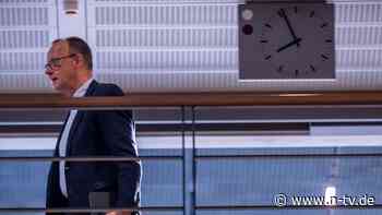 Wer stimmt für Giga-Finanzpaket?: Merz spricht mit Grünen - das bringt ihn offenbar nicht weiter