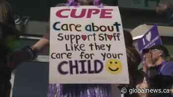 Parents, students join Foothills School Division support staff picket line