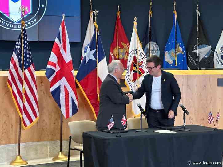 City leaders sign Friendship Cities Agreement with Greater Manchester in the U.K.