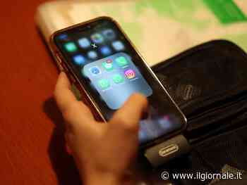 WhatsApp, ecco come leggere i messaggi senza risultare online