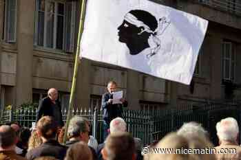 "A Maffia Fora!", "les vivants se révoltent": 1.500 personnes manifestent pour dire "non" à la mafia à Ajaccio