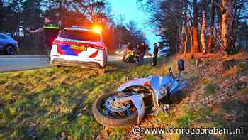 112-nieuws: twee gewonden bij botsing met boom • motorrijder onderuit