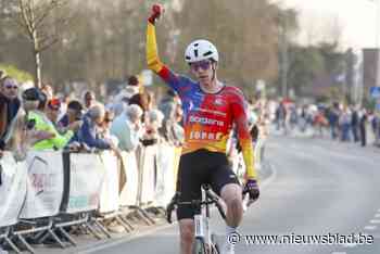 ALLE WINNAARS VAN HET WEEKEND IN HET VLAAMSE AMATEURWIELRENNEN:  Brent Van Mulders wint koers waarin de Wetterse politie buiten de lijntjes kleurt