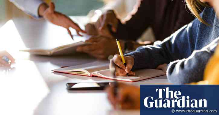 Tell us: how you have been impacted by the change to US student loan repayments?