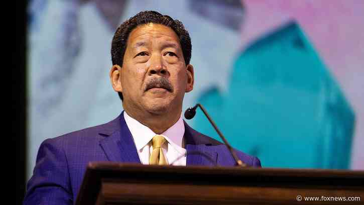 Blue state mayor proposes city ordinance to strengthen transgender care protections in the face of Trump EOs