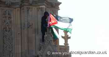 Man arrested after climbing Big Ben clock tower and staying there for 16 hours