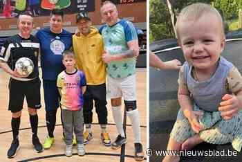 Ouders van baby Shania (1,5) die overleed in haar slaap krijgen steun van ploegje BV’s met Radja Nainggolan: “Dit doet deugd, we zijn iedereen ontzettend dankbaar”