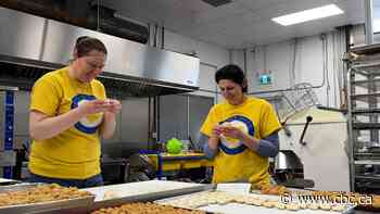 Ukrainians in Edmonton relieved after permit extension