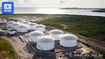Huge fuel tanks for US military built unlawfully on Darwin Harbour