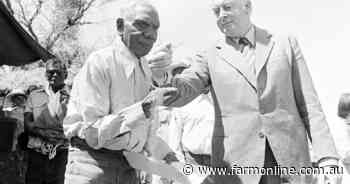 Cattle station owners admit 'error' in removing Wave Hill walk-off landmarks