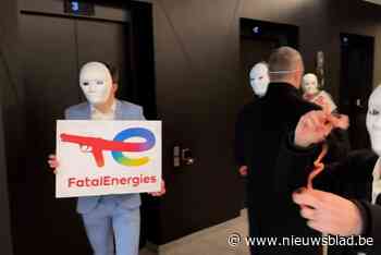 Extinction Rebellion bezet kantoor verzekeringsmakelaar Marsh in Oudergem