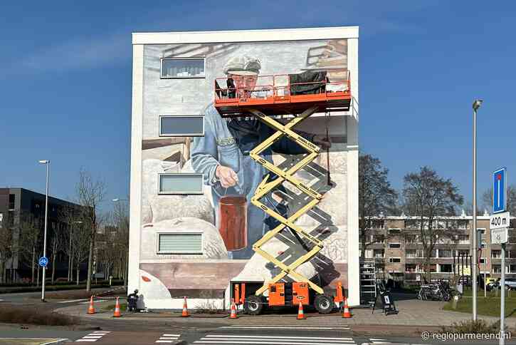 Kunstenaarscollectief legt laatste hand aan muurschildering Kolfstraat: Zo goed als klaar