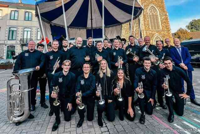 Brassband Lembeek presenteert tijdens ‘Voorwaarts mars!’ gloednieuwe compositie: “Ode aan boegbeeld Armand Deroggé”
