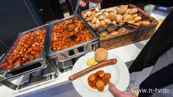 Absatzrekord erreicht: VW verkauft fast so viele Currywürste wie Autos