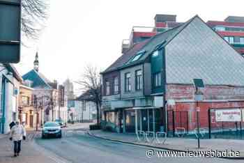 Gemeente laat vroegere cocktailbar en bakkerij slopen: “Ruimte creëren in centrum”