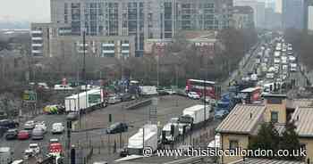 Blackwall Tunnel SHUT due to crash - recap