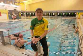 Zwemclub viert twintigste verjaardag met recordaantal leden: “Sommige zwemmers moeten om zes uur in de ochtend trainen”