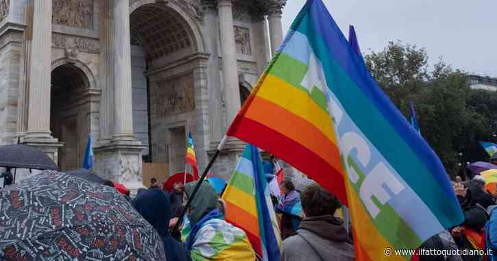 Piazza per l’Europa, l’ambiguità sulle armi spacca la società civile. Proteste dentro Cgil e Anpi, l’Arci non va: “Scelte impressionanti di Bruxelles”