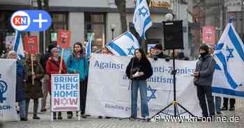 Polizeischutz: Mahnwache gegen Antisemitismus auf Asmus-Bremer-Platz in Kiel
