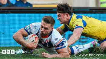 Wakefield beat Warrington to claim second away win