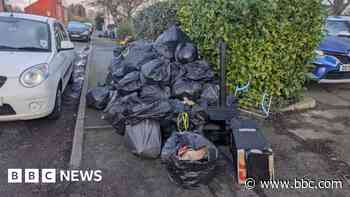 Bin workers begin indefinite all-out strike