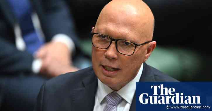 Dutton denies deliberately keeping himself in dark over fake caravan terror plot