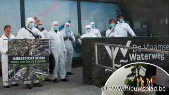 Na 10 jaar nog geen sanering asbeststort in Boom: Red onze Kleiputten overhandigt 'verjaardagstaart' aan De Vlaamse Waterweg