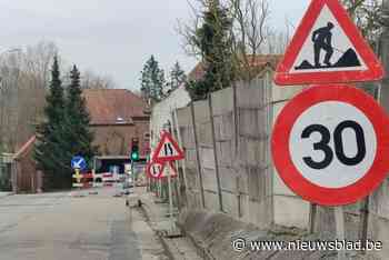Wegverzakking wordt hersteld, verkeer moet grote omleiding volgen