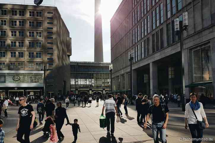 Berliner Stadtbesucher:innen kritisieren Leerstand und vermissen Toiletten