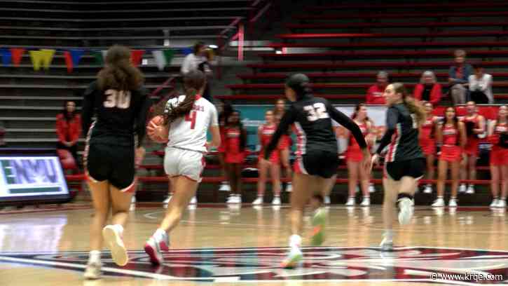 Girls 4A quarterfinal - Valencia completes 4th quarter comeback against Academy