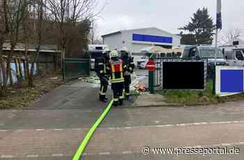 FW-MH: Gasaustritt an der Kölner Straße