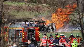 Nach Kollision von Tanklaster und Stadtbahn in Baden-Württemberg: Zahl der Todesopfer steigt