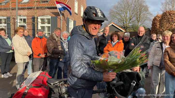Anfred nam ontslag, fietste 31.000 km en is nu weer thuis bij z'n vrouw