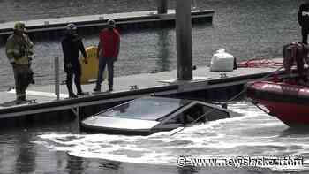 Cybertruck 'die als boot gebruikt kan worden' zinkt in haven VS