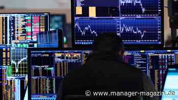 Börse rutscht ab: Was tun mit Aktien-Sparplänen?