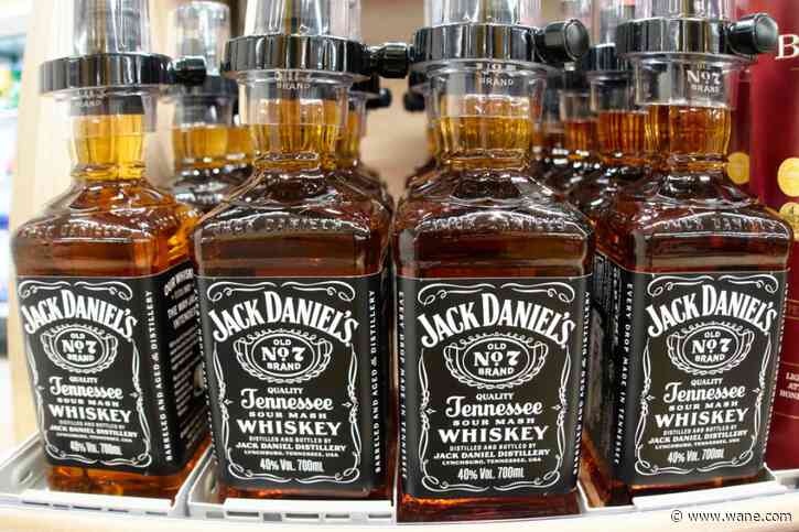 The EU retaliates against Trump's trade moves and slaps tariffs on produce from Republican states