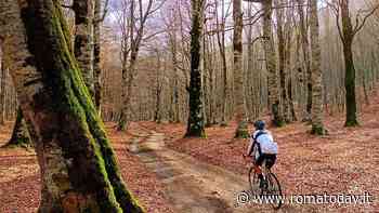 “Gran Tour del Lazio”: la ciclovia low cost che mette in rete 1000 chilometri di sterrate e cammini