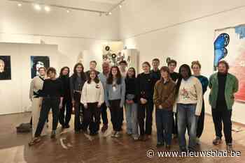 Jong creatief talent toont kunnen tijdens eigen expo: “Werk in zo’n zaal mogen tonen is anders dan op sociale media”