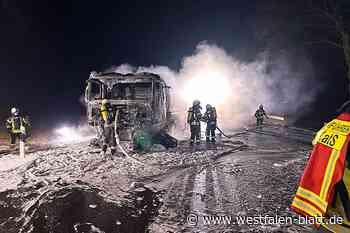 Tankzug brennt: Feuerwehr verhindert Inferno auf B64