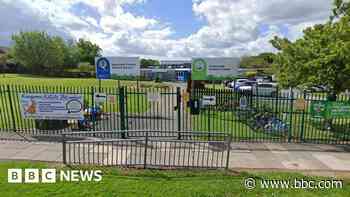 Primary school set to close despite parent protest