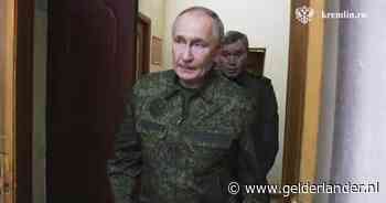 Poetin bezoekt in uniform Koersk voor het eerst sinds Oekraïense aanval: ‘We kunnen eindelijk de vijand verslaan’