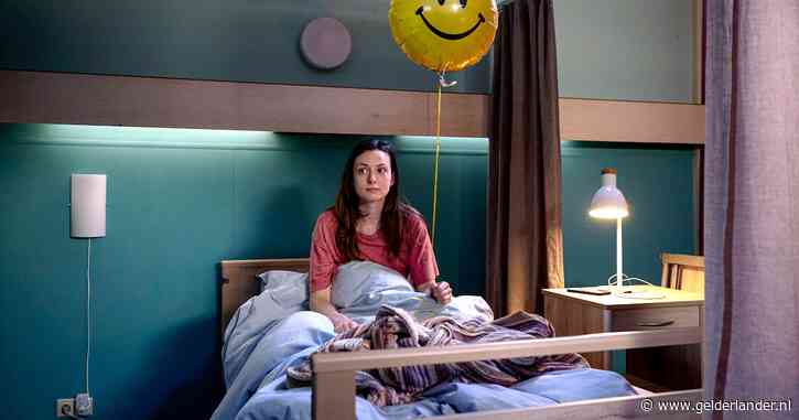 Gaite Jansen speelt hoofdrol in film over waargebeurd verhaal psychiatrische afdeling: ‘Kan iedereen overkomen’