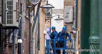 Gevels bij brandhaard gestut met houten kooi.
‘Corridor’ moet Arnhemse horeca beschermen