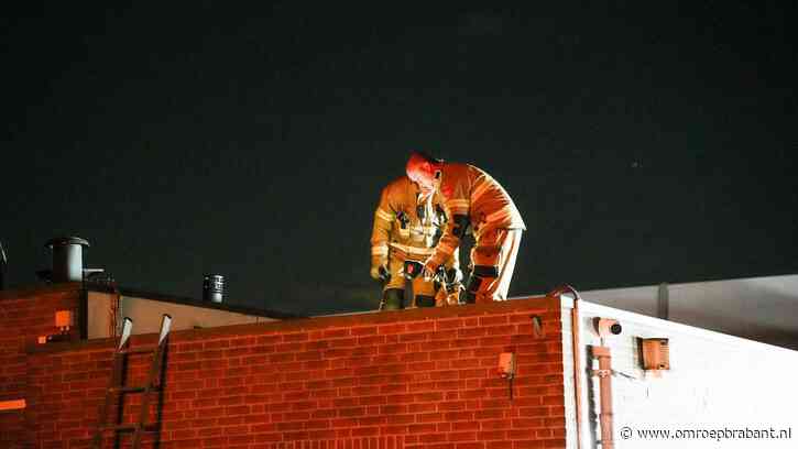 Brandweer rukt groots uit voor kantinebrand, voetballers naar huis gestuurd