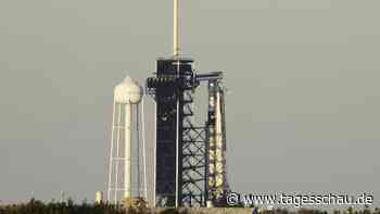 SpaceX verschiebt Raketenstart - ISS-Astronauten müssen warten