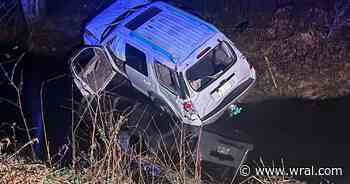 SUV crashes into Harris Creek in Wake County