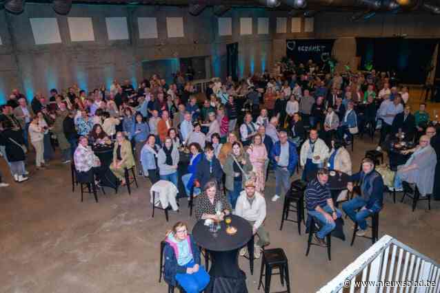 Vrijwilligers krijgen pluim tijdens receptie van gemeentebestuur